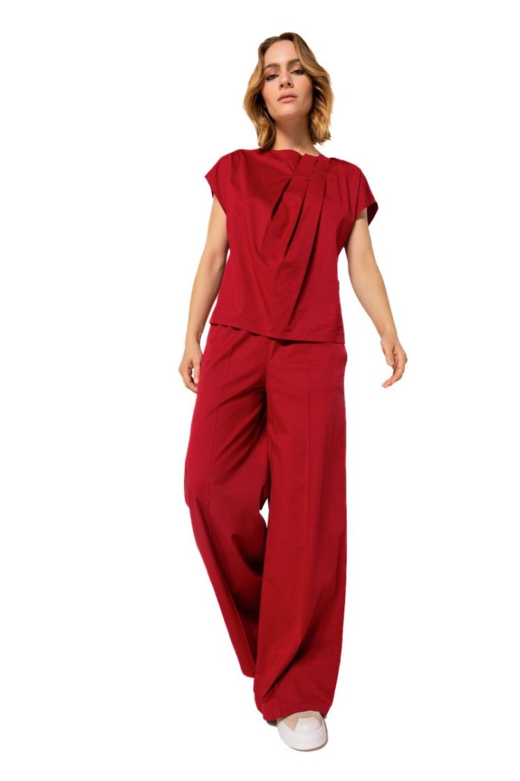  50 DARK RED