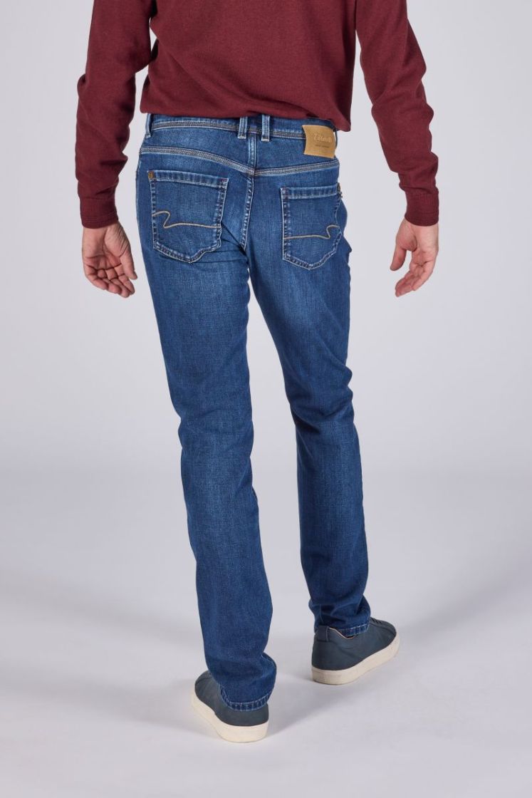ROY-PR 08 931 INDIGO